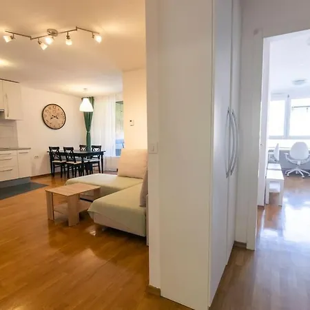 The Elegant Retreat