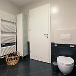 The Elegant Retreat *