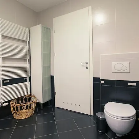 The Elegant Retreat *